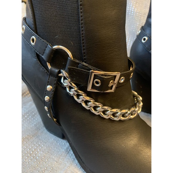 H Cape Robbin black boots with chains SZ 8.5 - Picture 6 of 10